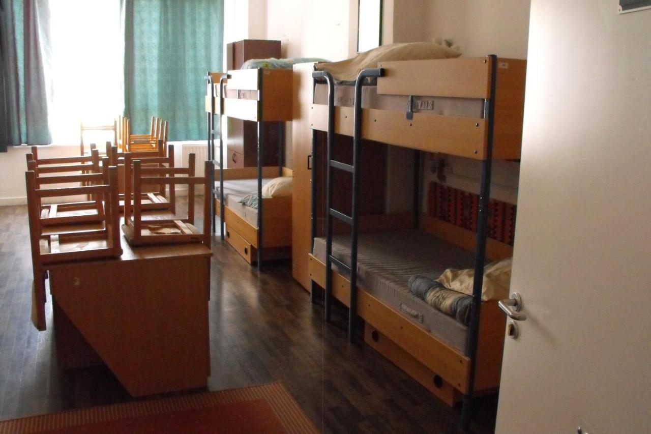 Pannonia Hostel Budapest Bilik gambar