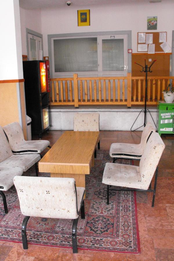 Pannonia Hostel Budapest Luaran gambar