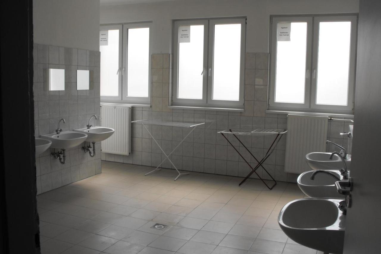 Pannonia Hostel Budapest Bilik gambar